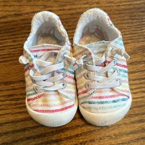Roxy slip on sneakers
